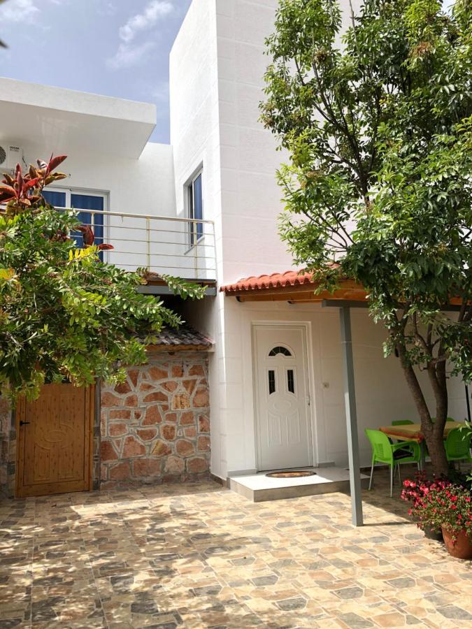 Olympia Guesthouse Ksamil Exterior foto